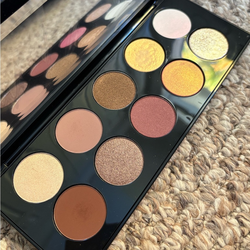Pat McGrath Eyeshadow Palette